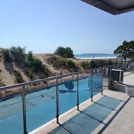 Sunny Gallery Aparthotel